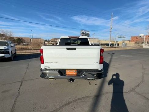 Used 2023 Chevrolet Silverado 1500 LTZ image 7