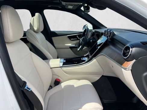Certified 2026 Mercedes-Benz GLC 300 4MATIC image 27