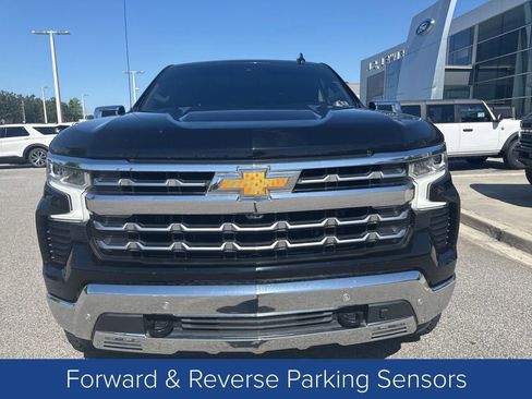 Used 2022 Chevrolet Silverado 1500 LTZ w/ Z71 Off-Road Package image 2