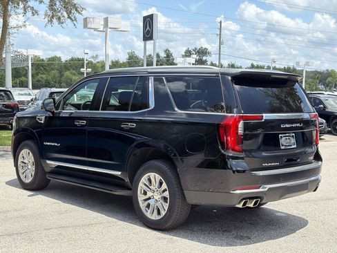 Used 2025 GMC Yukon Denali RWD image 5