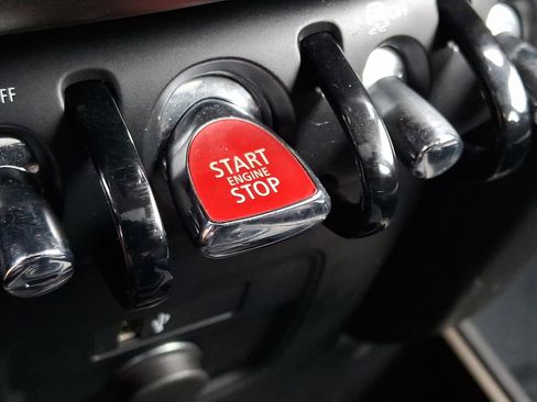 Used 2020 MINI Cooper Countryman S w/ Storage Package image 22