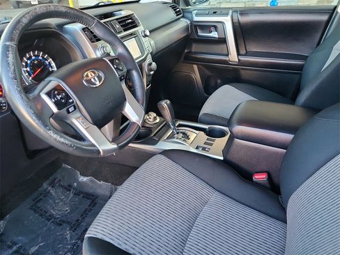 Used 2016 Toyota 4Runner SR5 image 13