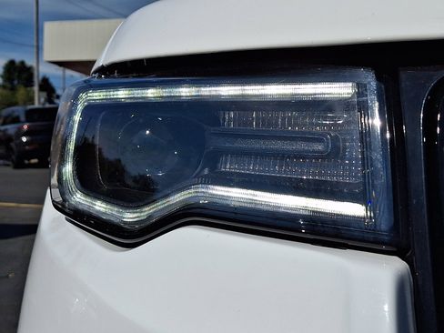 Used 2020 Jeep Grand Cherokee Limited X AWD/4WD image 8