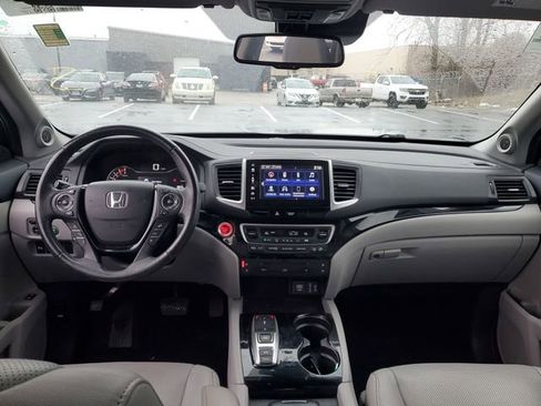Used 2018 Honda Pilot Elite image 20