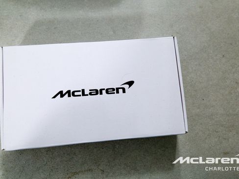 Used 2027 McLaren 750S Spider RWD image 23