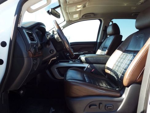 Used 2018 Nissan Titan Platinum Reserve w/ Platinum Utility Package image 22