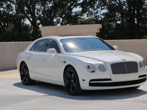 Used 2015 Bentley Flying Spur V8 AWD/4WD image 9
