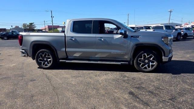 Used 2024 GMC Sierra 1500 SLT AWD/4WD image 5
