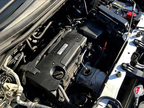 Used 2016 Honda CR-V Touring image 34