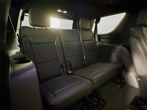 Used 2024 Chevrolet Tahoe LT w/ LT Signature Package AWD/4WD image 29