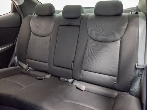 Used 2015 Hyundai Elantra SE w/ Option Group 03 FWD image 23