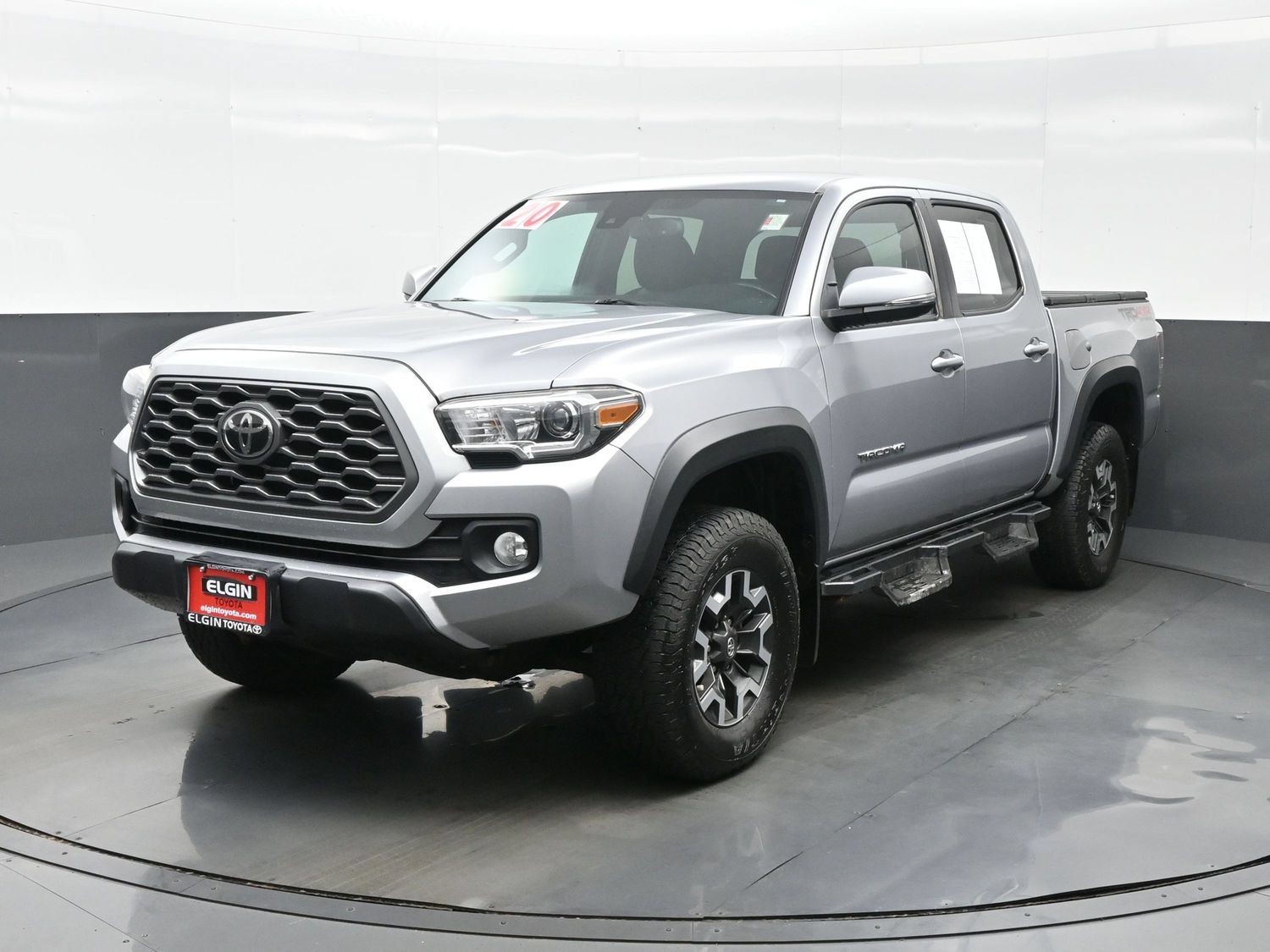 Used 2020 Toyota Tacoma TRD Off-Road AWD/4WD image 2