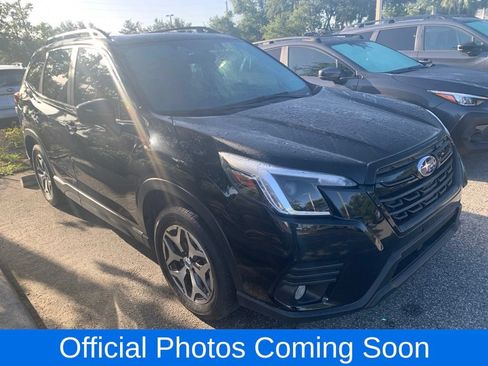 Used 2023 Subaru Forester Premium AWD/4WD image 1