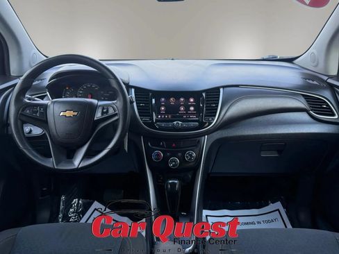 Used 2020 Chevrolet Trax LS w/ Tint and Cruise Package FWD image 20