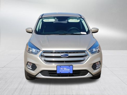 Used 2017 Ford Escape SE w/ SE Cold Weather Package image 2