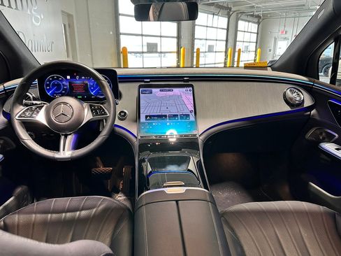 Used 2023 Mercedes-Benz EQE 500 4MATIC SUV image 6