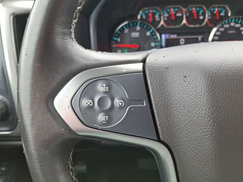 Used 2017 Chevrolet Silverado 1500 LT w/ LT Eassist Package AWD/4WD image 13