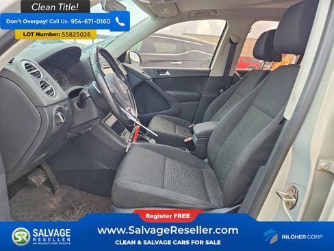 Used 2013 Volkswagen Tiguan S FWD image 9