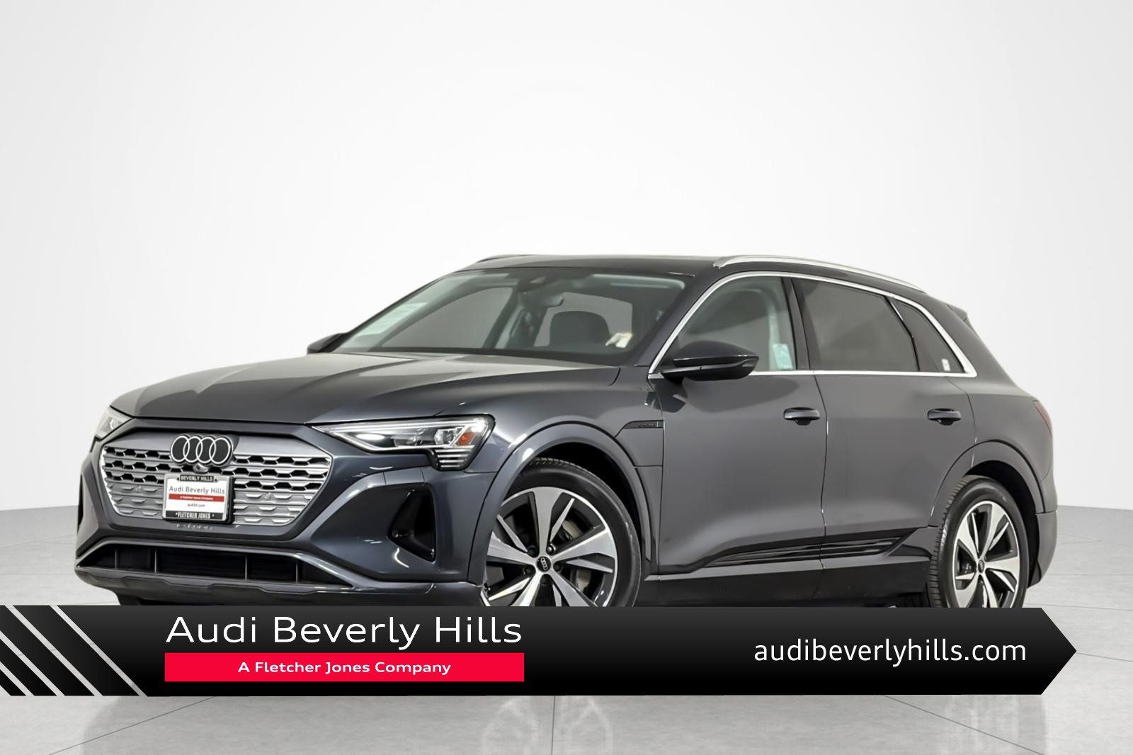 Used 2024 Audi Q8 e-tron Premium AWD/4WD image 1