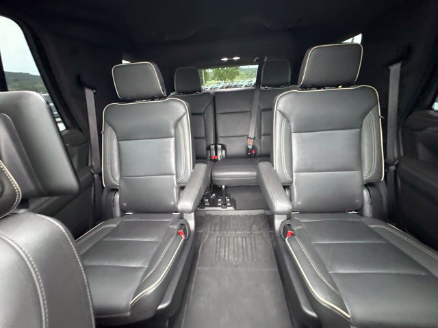 Used 2021 GMC Yukon SLT w/ SLT Premium Package AWD/4WD image 47