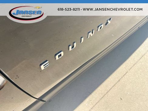 Used 2024 Chevrolet Equinox LT FWD image 31