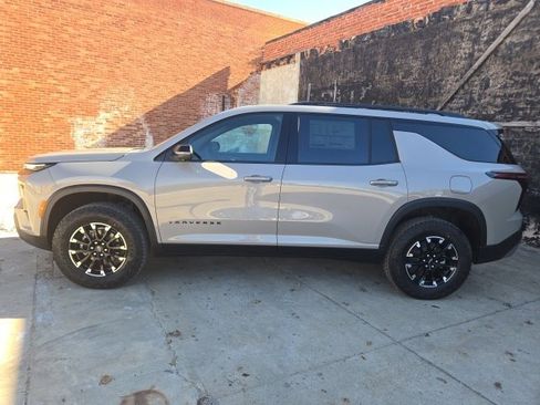 New 2026 Chevrolet Traverse Z71 w/ Driver Confidence Package image 4