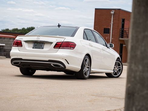 Used 2015 Mercedes-Benz E 350 4MATIC Sedan image 6
