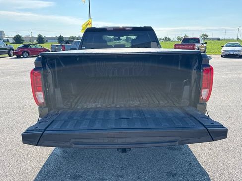 Used 2021 GMC Sierra 1500 Elevation w/ X31 Off-Road Package AWD/4WD image 9