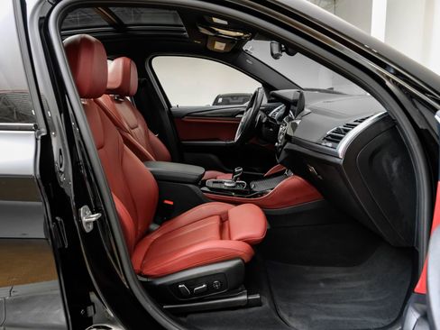 Used 2024 BMW X4 M40i w/ Premium Package image 37