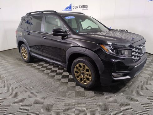 Certified 2022 Honda Passport TrailSport image 11