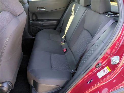 Used 2018 Toyota C-HR XLE image 17