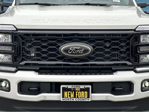 New 2025 Ford F350 Lariat w/ Lariat Ultimate Package image 47