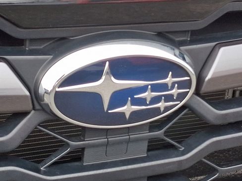 Used 2024 Subaru Crosstrek 2.0i Premium image 30