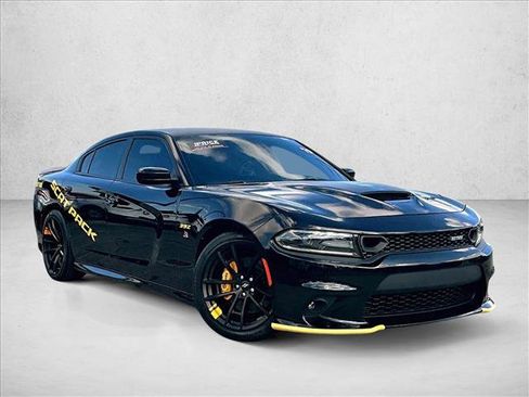 Used 2019 Dodge Charger Scat Pack w/ Daytona Edition Group image 12