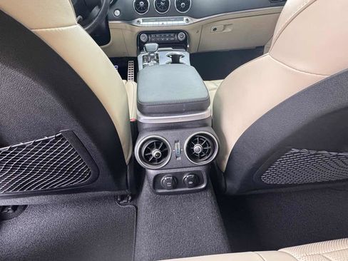 Used 2022 Kia Stinger GT2 image 12