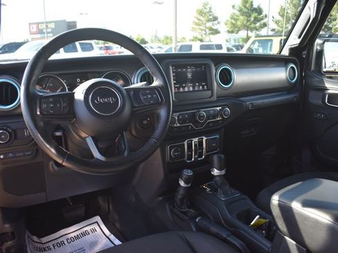 Used 2023 Jeep Wrangler Unlimited w/ Cold Weather Group AWD/4WD image 19