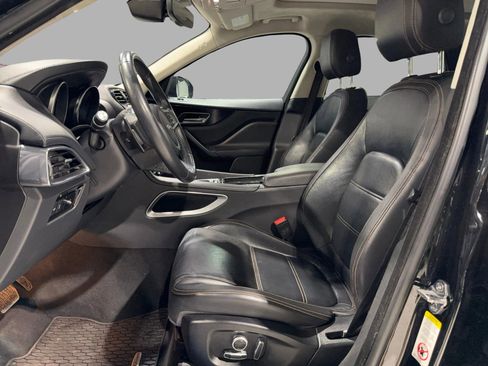 Used 2020 Jaguar F-PACE Prestige image 17