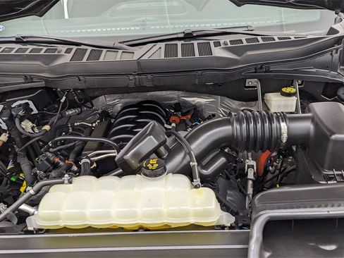 Certified 2022 Ford F150 XLT w/ Equipment Group 302A High image 43