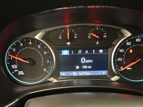 Used 2023 Chevrolet Equinox RS w/ RS Leather Package FWD image 9