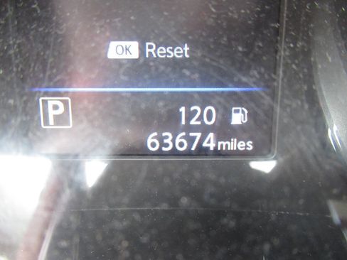 Used 2018 Nissan Rogue AWD image 27