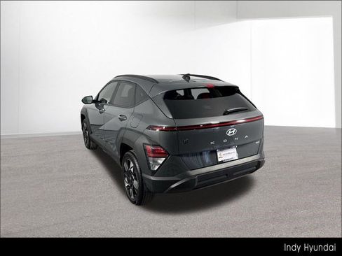 Certified 2025 Hyundai Kona SEL image 37
