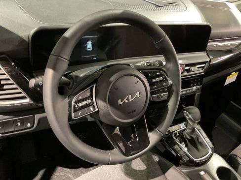 New 2026 Kia Seltos S AWD/4WD image 11