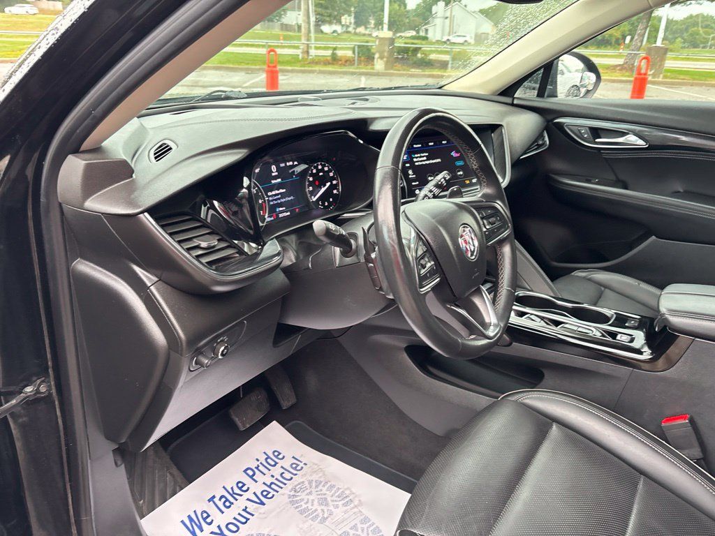 Used 2023 Buick Envision Essence FWD image 32
