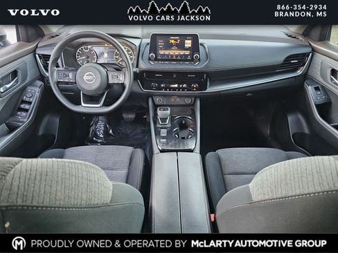 Used 2021 Nissan Rogue SV image 8