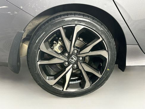 Used 2021 Honda Civic Sport image 11