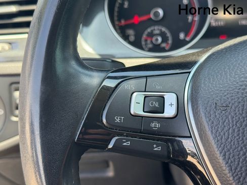 Used 2019 Volkswagen Golf S FWD image 19