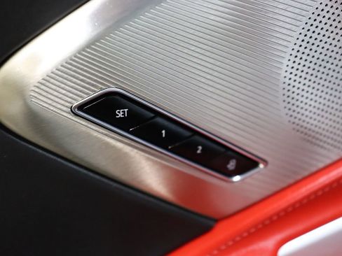 Used 2024 Chevrolet Corvette Stingray Premium Conv w/ Z51 Performance Package image 35