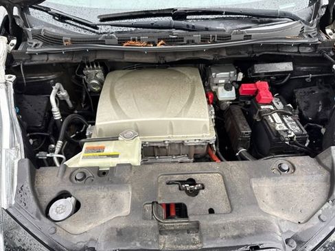 Used 2017 Nissan Leaf S image 27