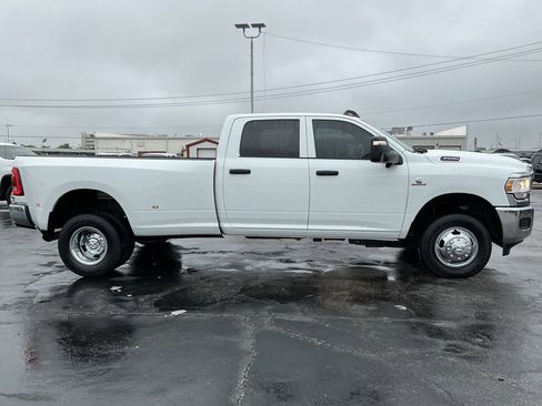 Used 2024 RAM 3500 Tradesman w/ Towing Technology Group image 11
