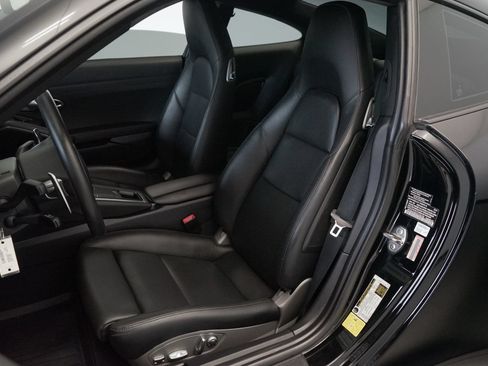 Used 2016 Porsche 911 Carrera RWD image 8